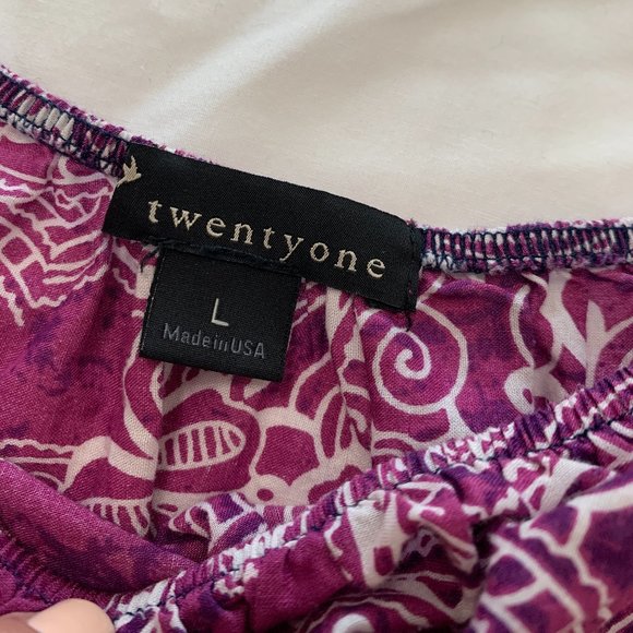 Twentyone Women's Elastic Waist Top Blouse, Size L - Picture 6 of 10